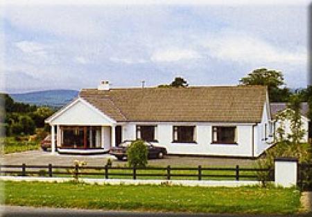 Lettermore Country Home
