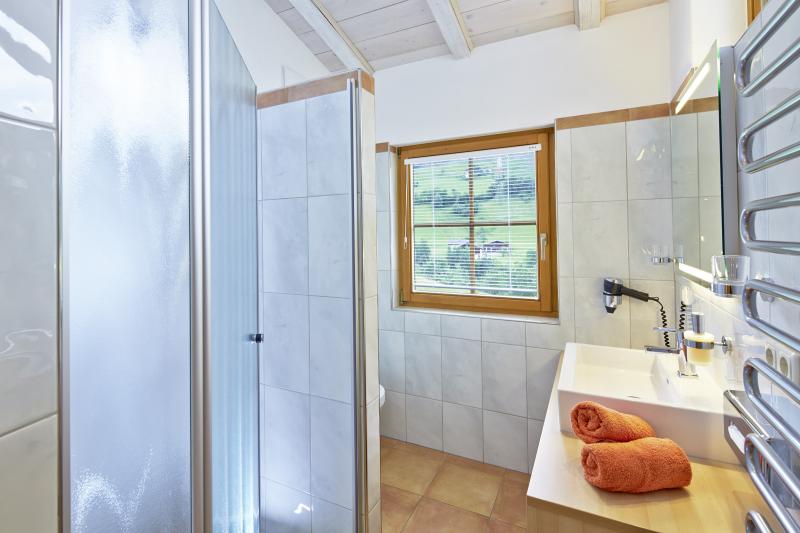 Badezimmer 2.jpg