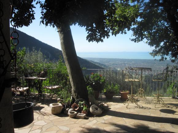 AGRITURISMO IL PARADISO - BIO, AGRITURISMI IN VERSILIA Mare della Versilia e Parco delle Alpi Apuane