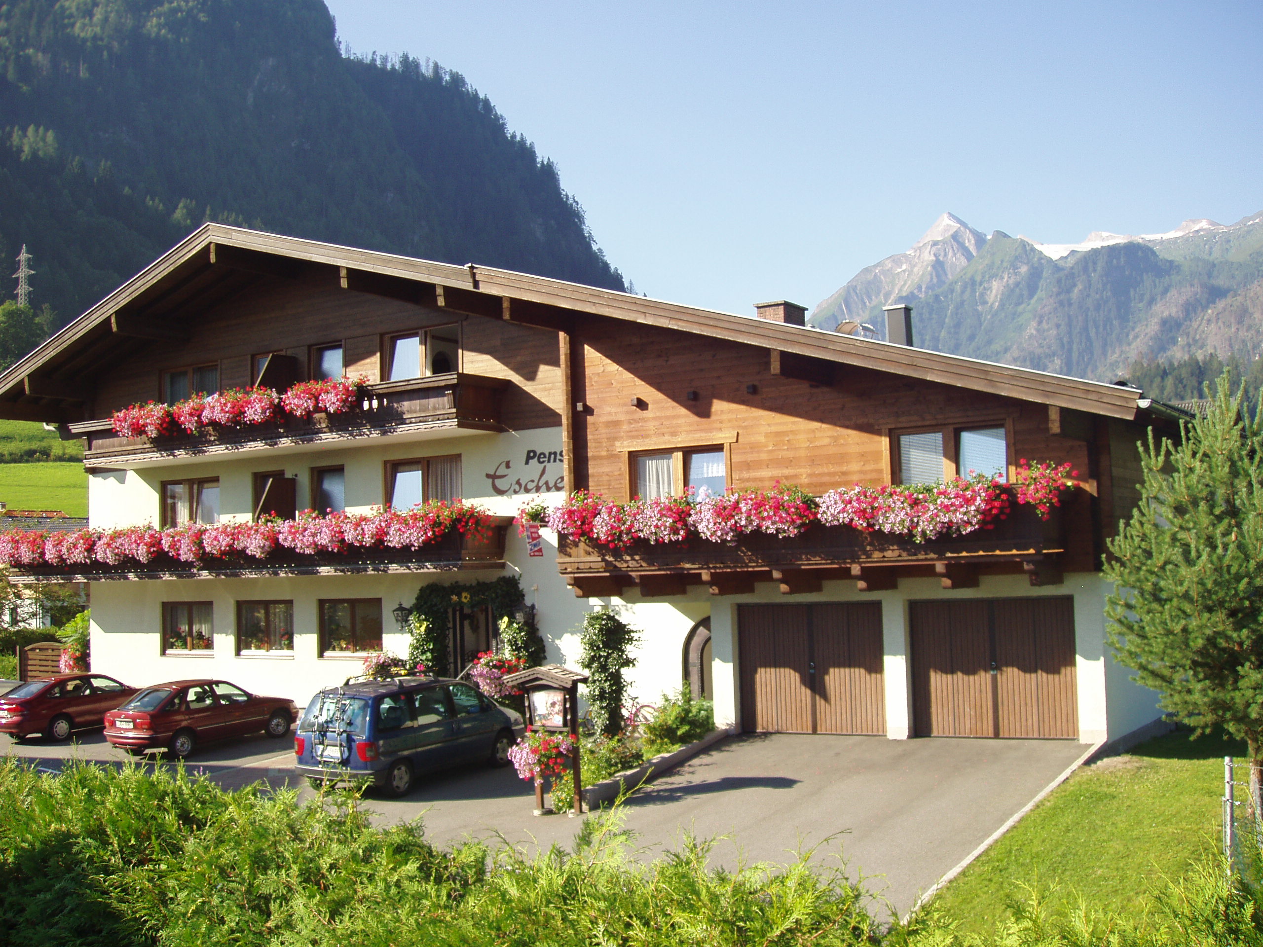 Pension ESCHENHOF BED | BREAKFAST & MORE Pension ESCHENHOF BED | BREAKFAST & MORE
