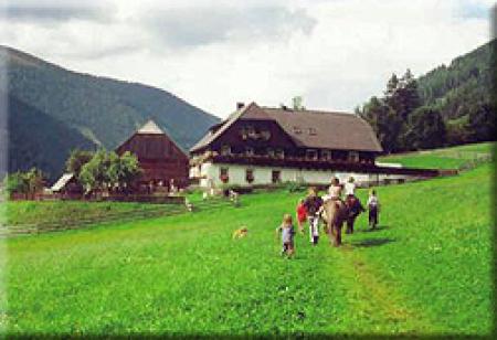 Der Perweinhof