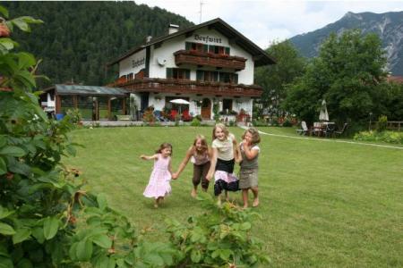 Gasthof / Restaurant Gasthaus Dorfwirt Gasthof / Restaurant Gasthaus Dorfwirt