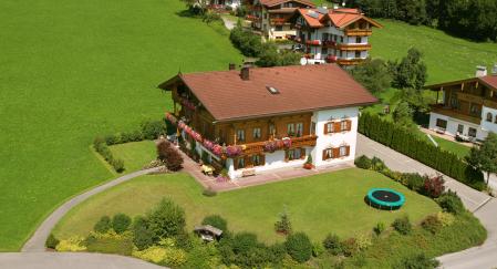 Bauernhof Huaterhof | Appartements | Ferienwohnungen | Zillertal Bauernhof Huaterhof | Appartements | Ferienwohnungen | Zillertal