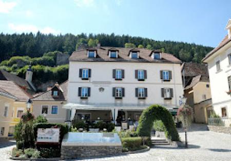 Villa Bucher