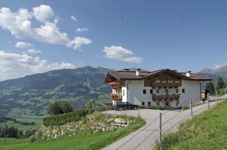 Appartement Ferienwohnung Ferienwohnung und Apartment Adlerhorst Zillertal