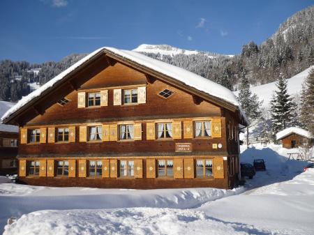 Agroturizam Kinderbauernhof Felder_winter Agroturizam Kinderbauernhof Felder_winter