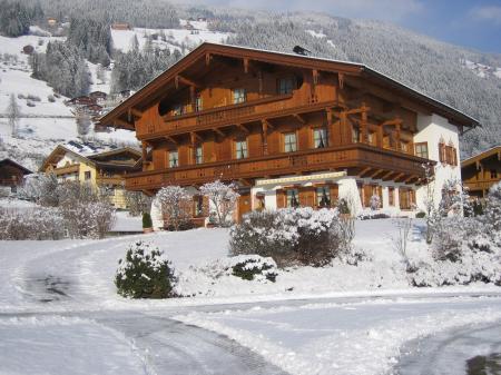 Bauernhof Huaterhof | Appartements | Ferienwohnungen | Zillertal_winter Bauernhof Huaterhof | Appartements | Ferienwohnungen | Zillertal_winter