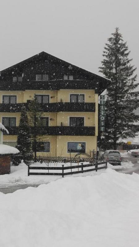 Hotel Apartmenthaus Seerose Obertraun_winter Hotel Apartmenthaus Seerose Obertraun_winter