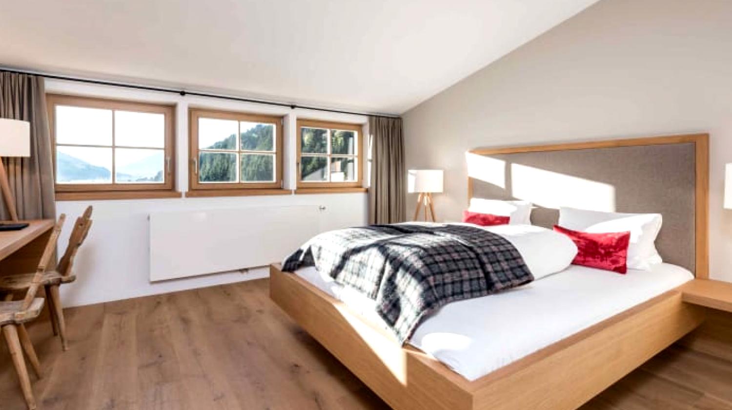 Hotel Strasserwirt - Ansitz zu Tirol