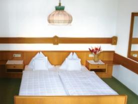 1-5069-24078 Hotel Hotel Hochthron