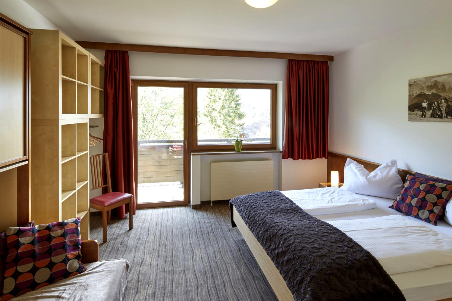 Pension Tirol