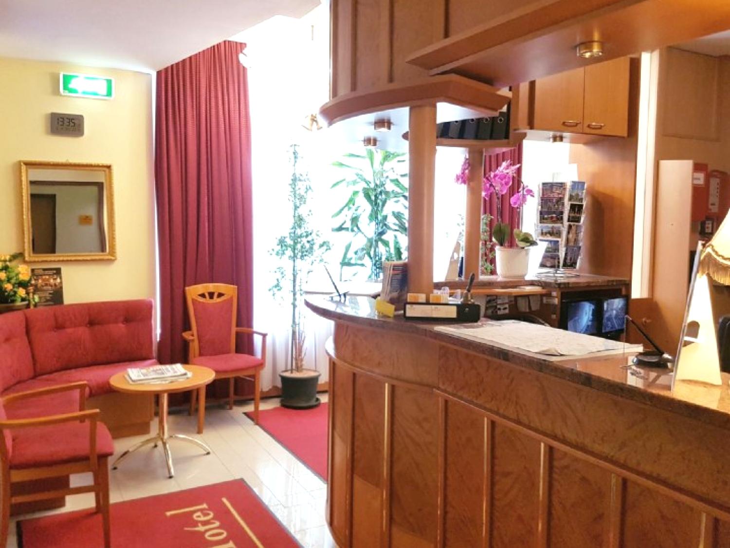 Hotel 3