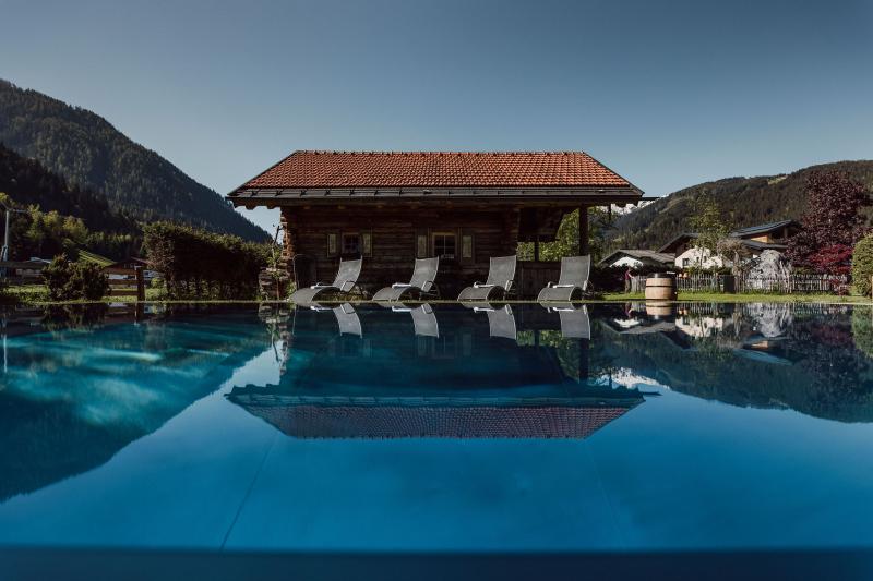 Hotel 3