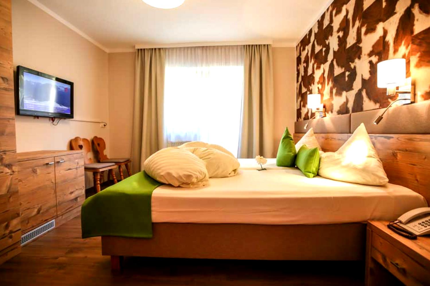 Hotel Tirol