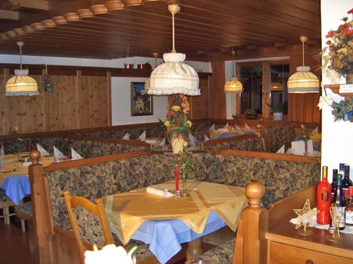 Hotel Tirol