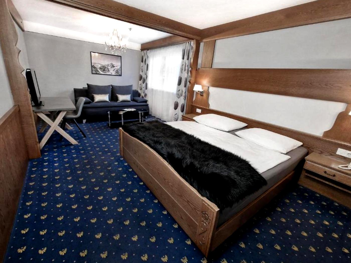 Hotel 3