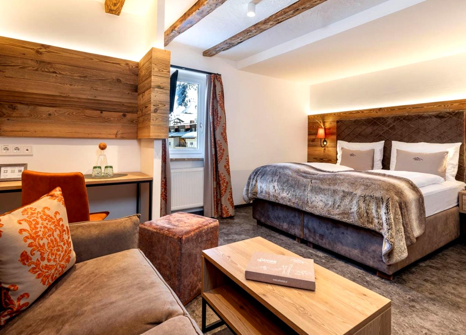 Hotel Hotel