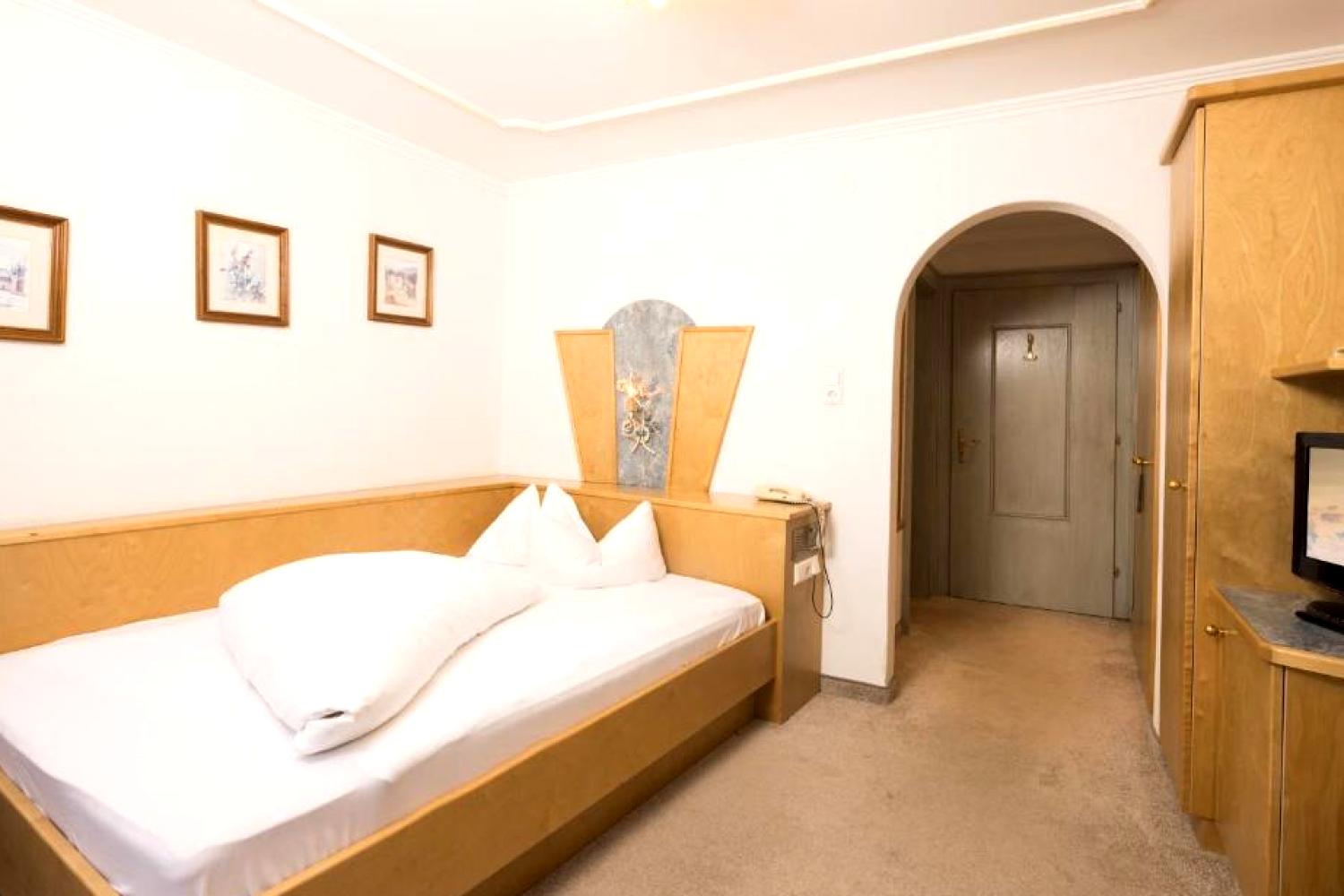 Hotel Hotel