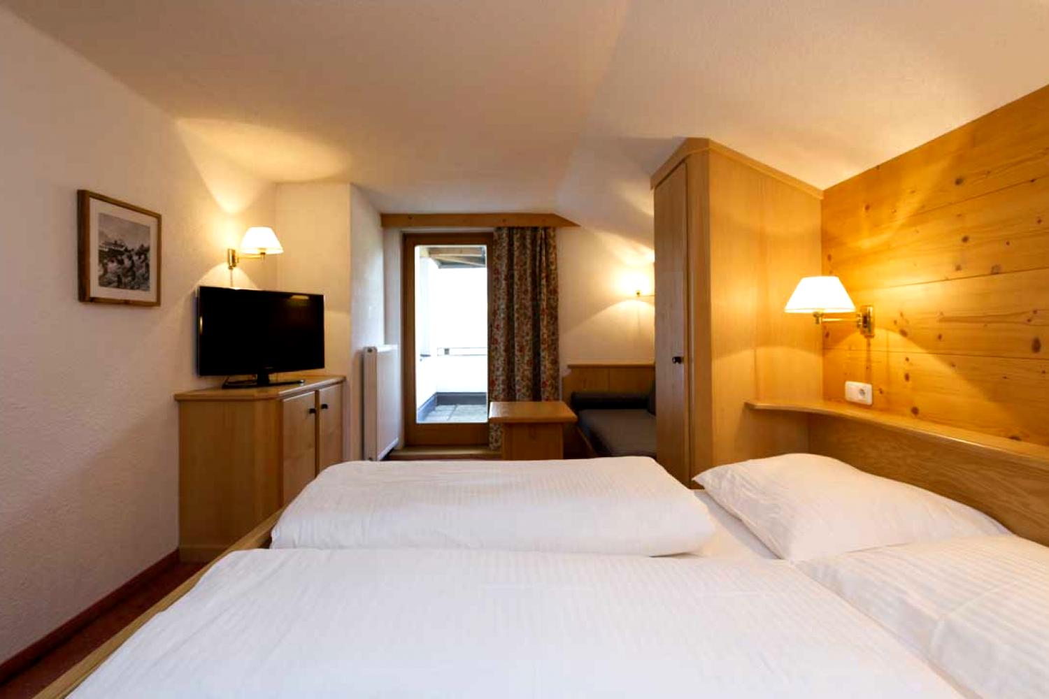 Hotel 3