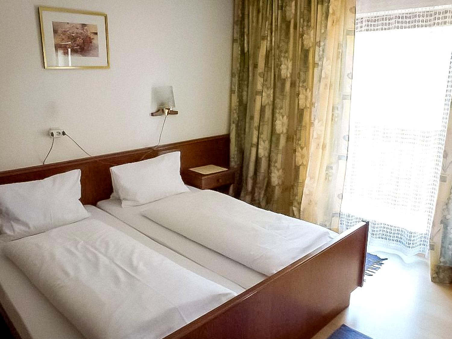 Hotel 3