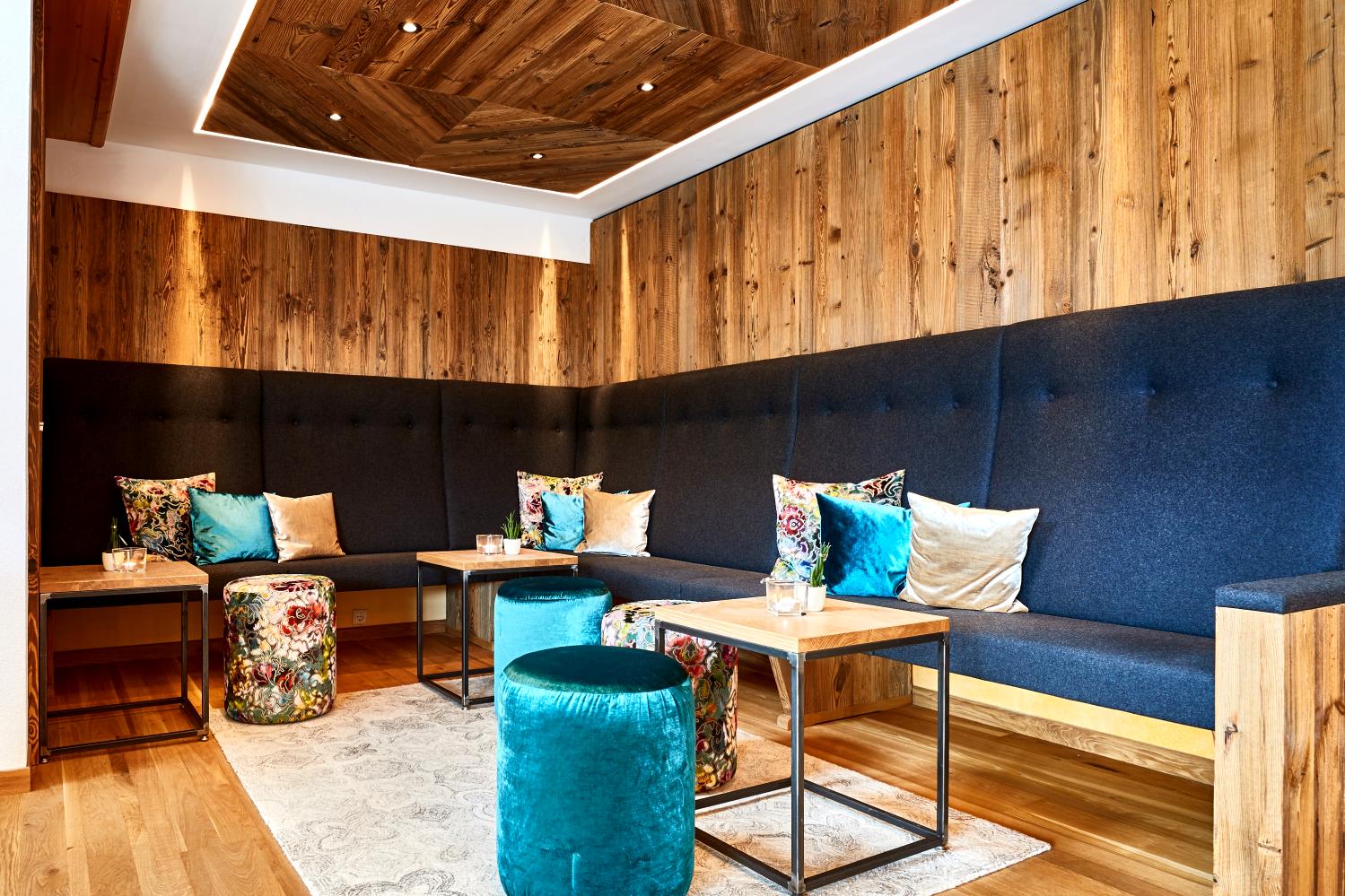 Hotel Tirol