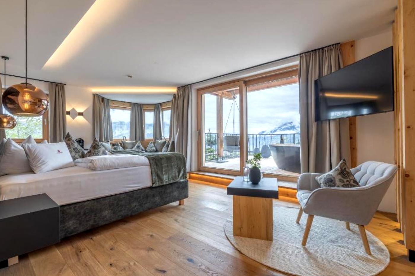 Hotel 3