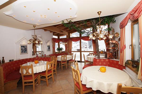 Hotel Tirol