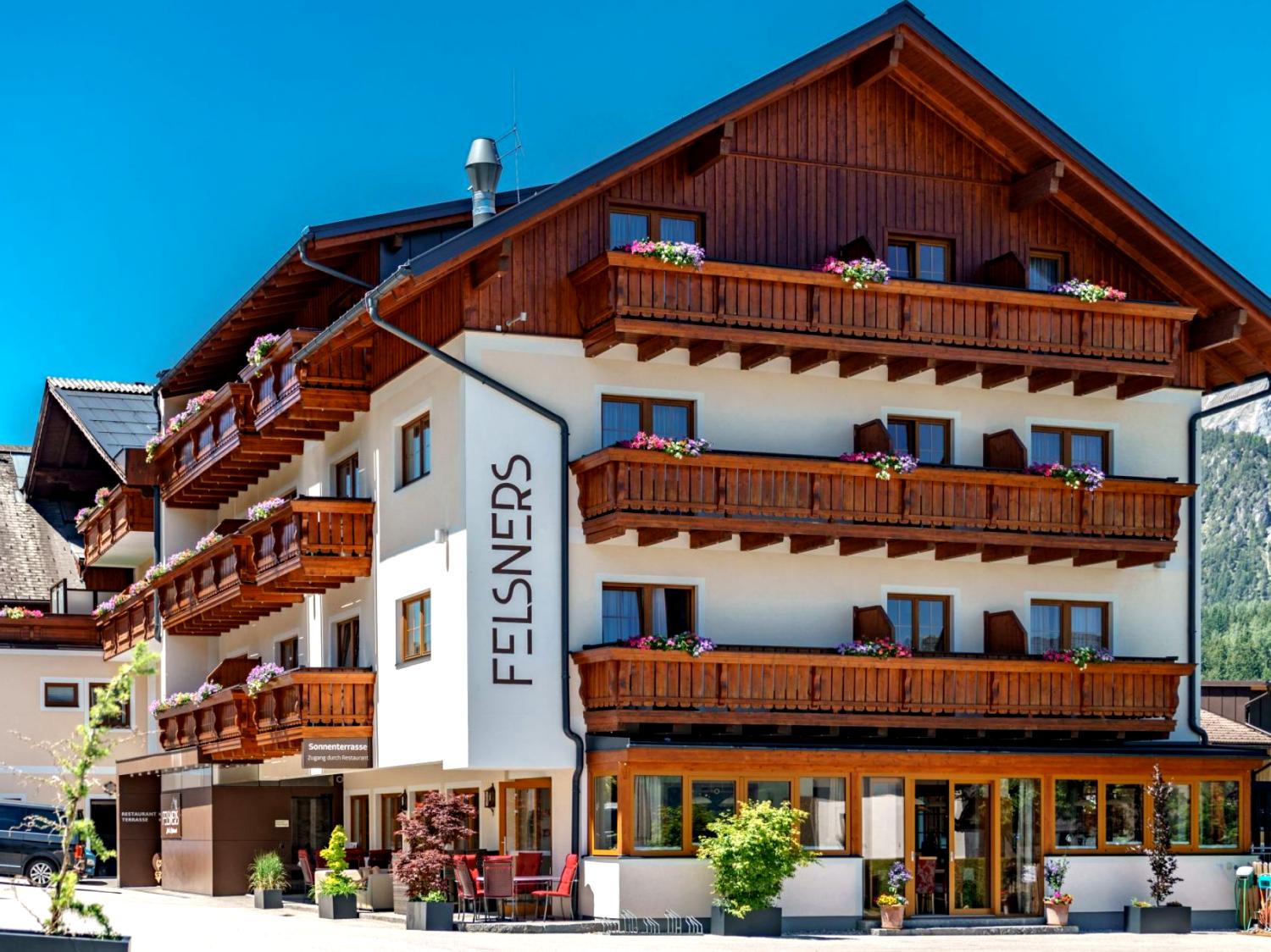 Hotel 3