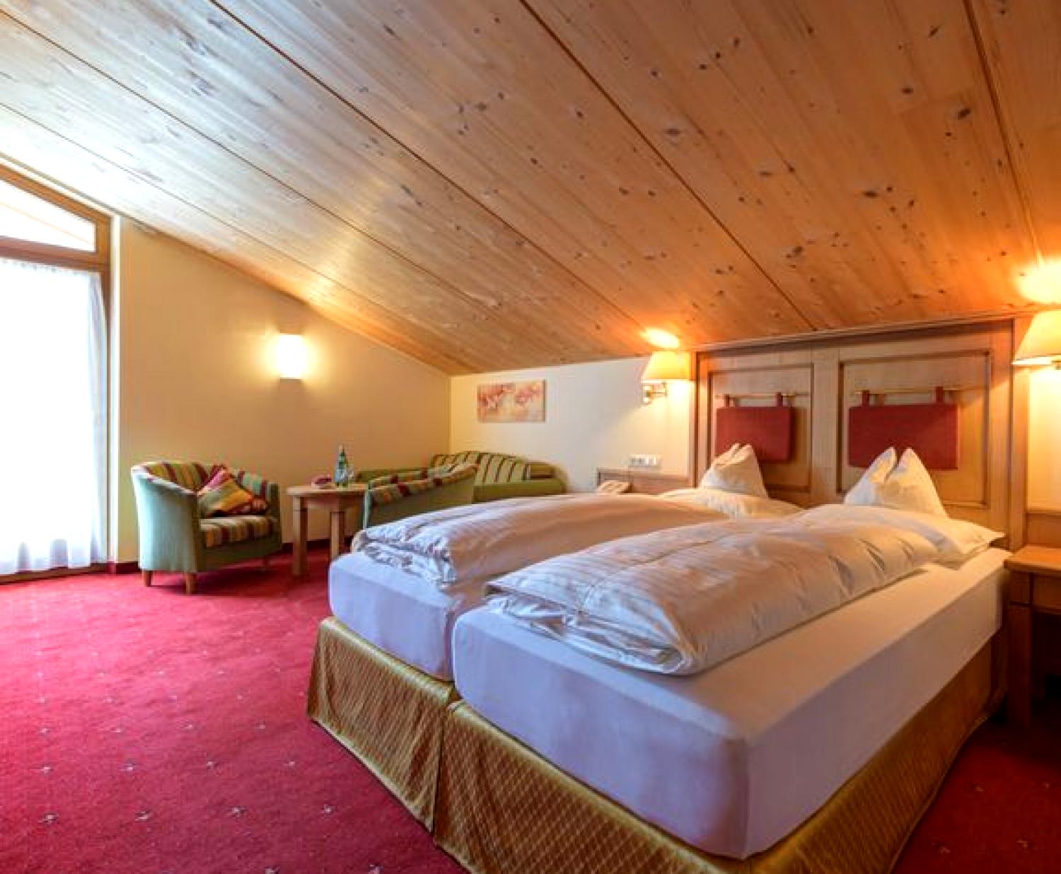 Hotel Tirol
