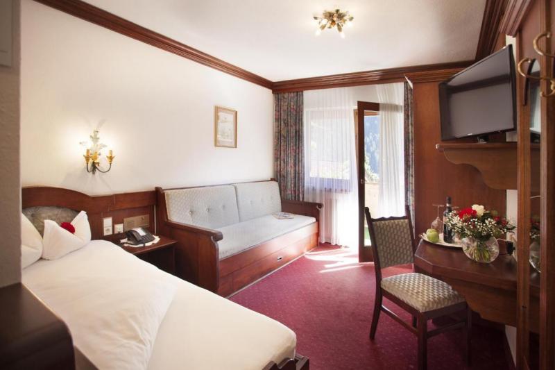 Hotel 3