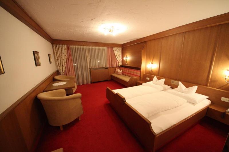 Hotel Tirol