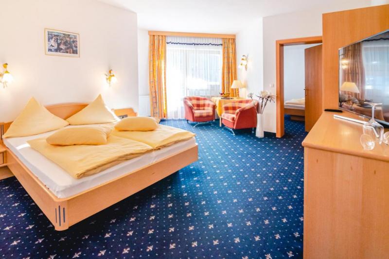 Hotel Tirol