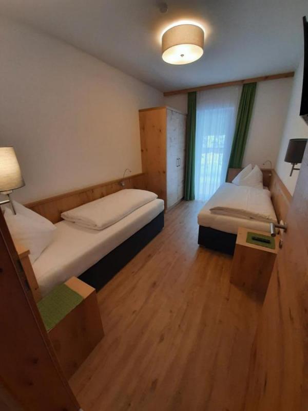 Hotel Hotel