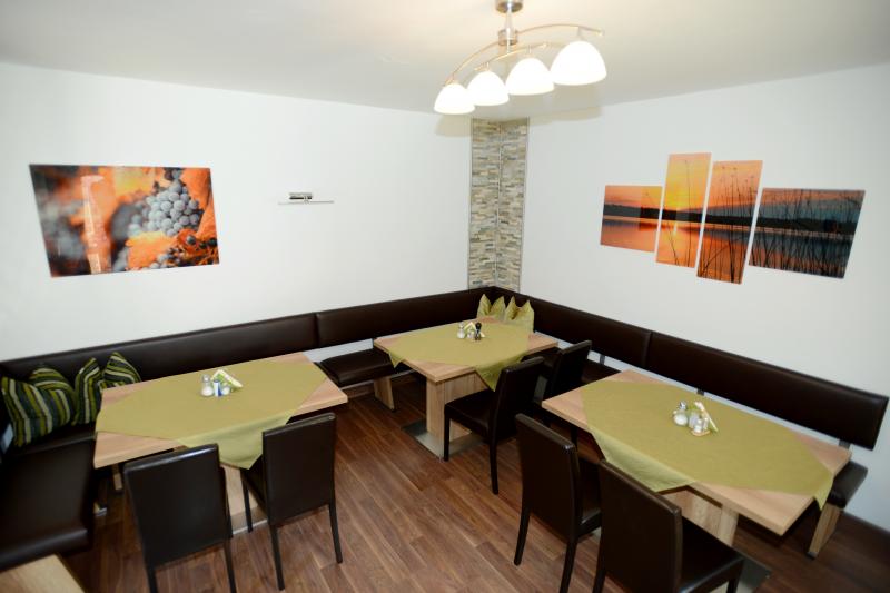Appartement Ferienwohnung Neusiedl a. See