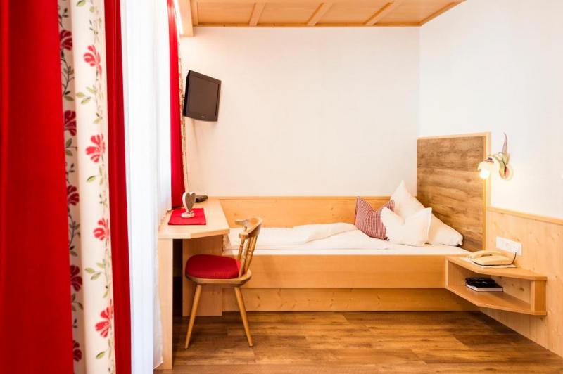Hotel Tirol