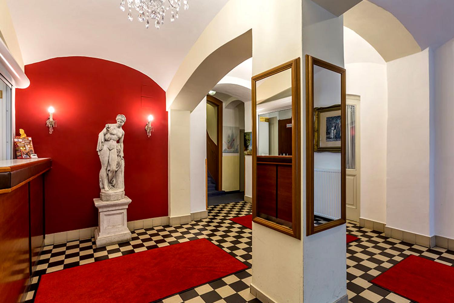 Hotel  8. Josefstadt