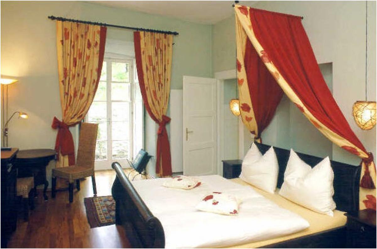 Hotel 3