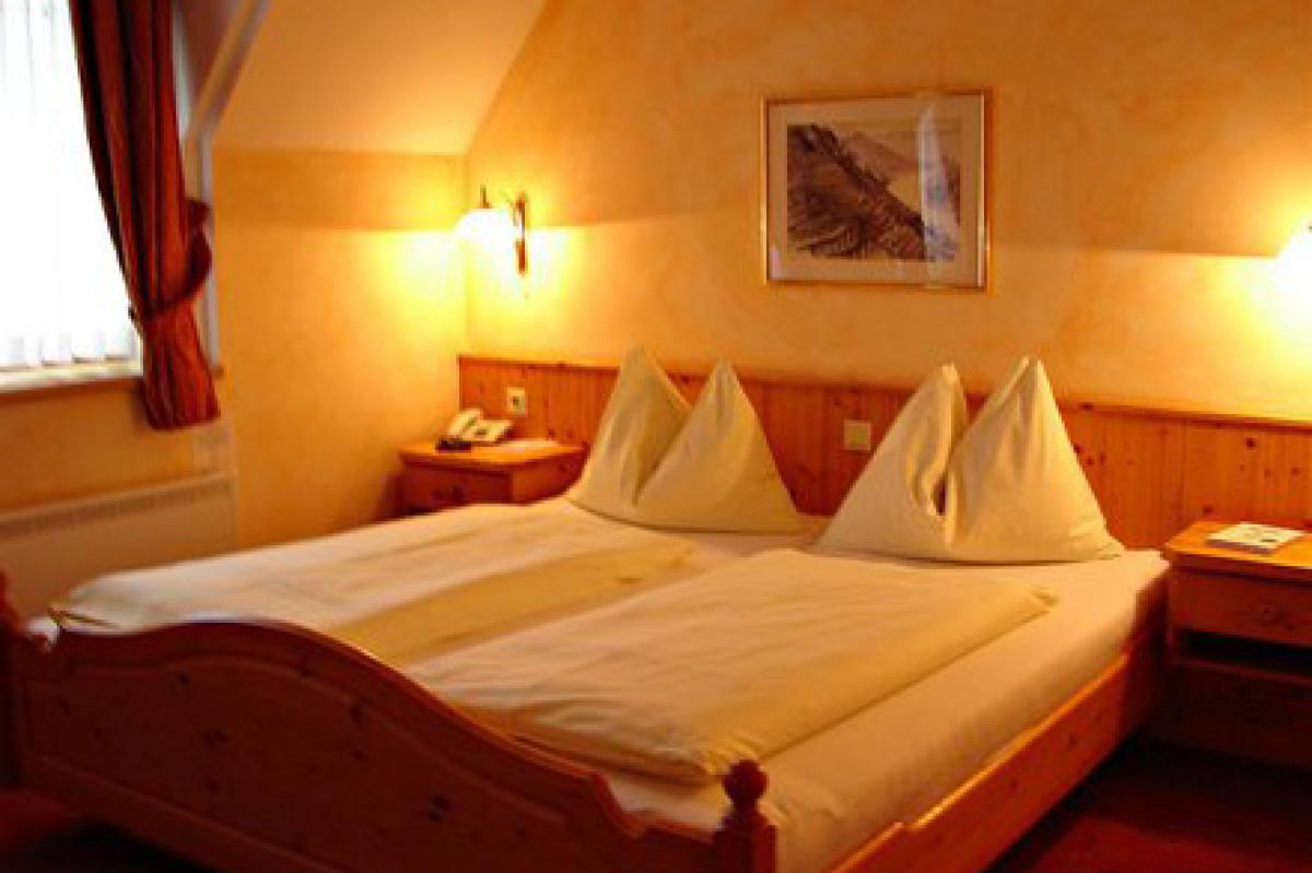 Hotel 3