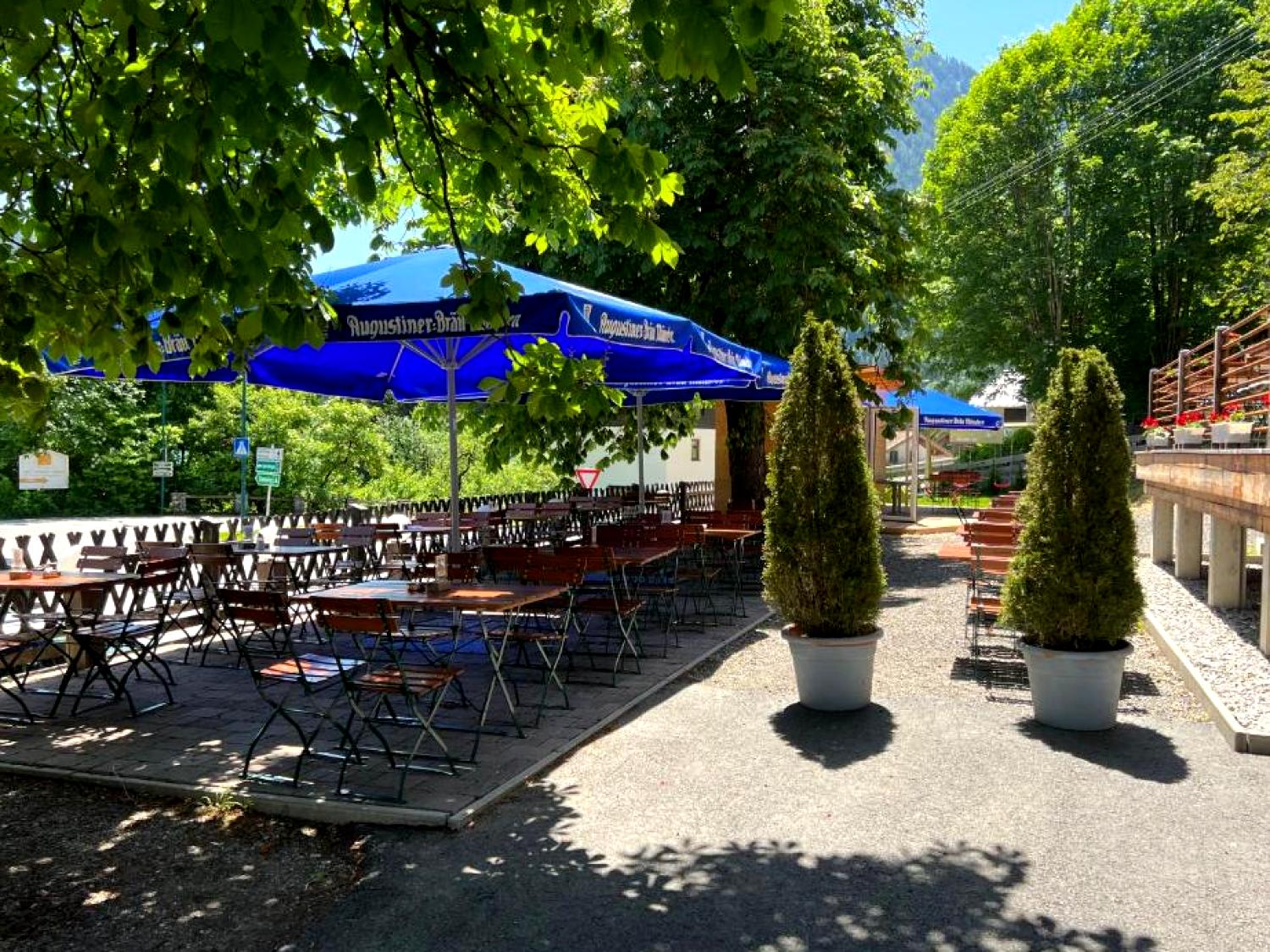 Gasthof / Restaurant 3