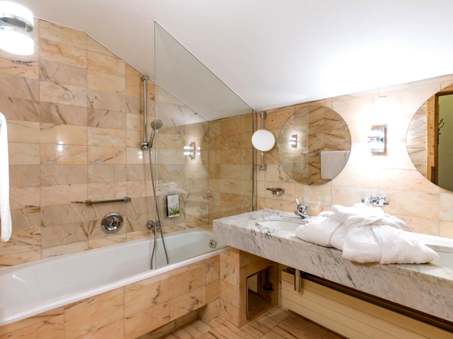 Hotel Tirol