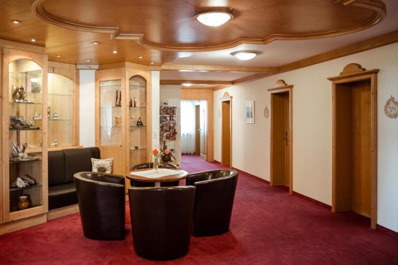 Hotel Hotel
