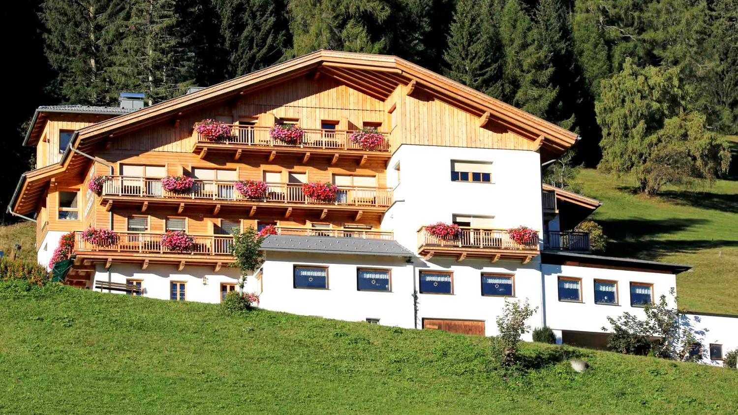 Hotel 3