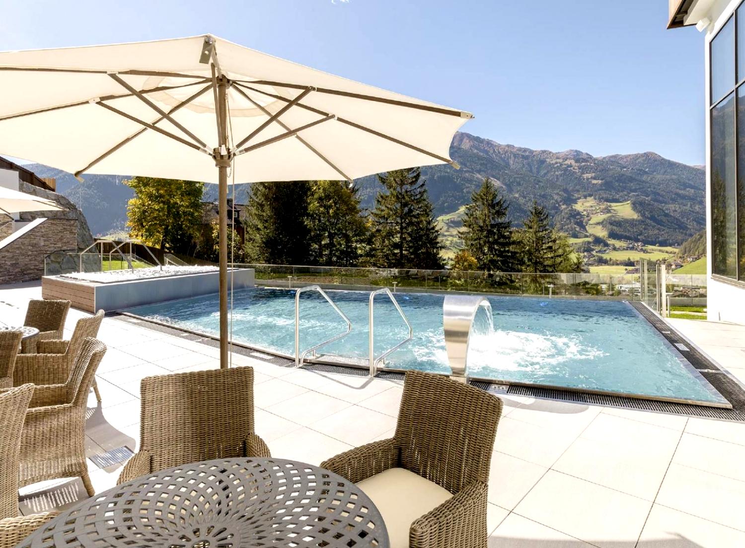 Hotel Tirol