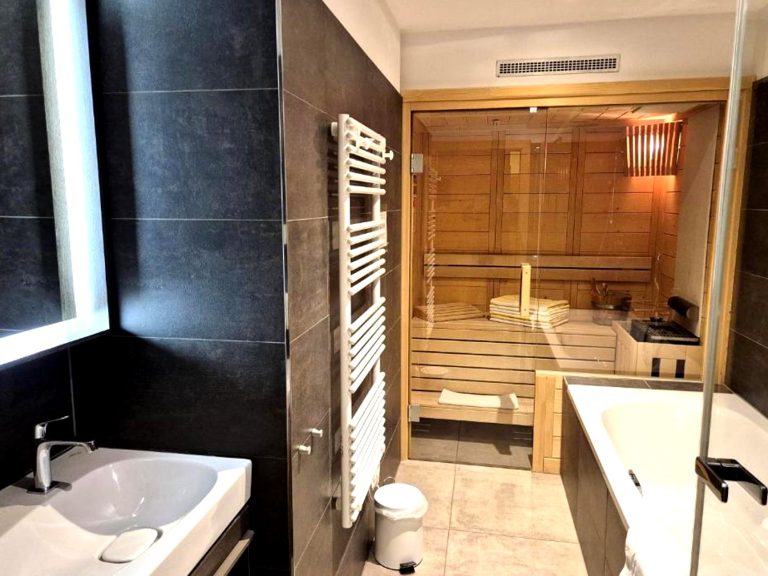 Hotel 3