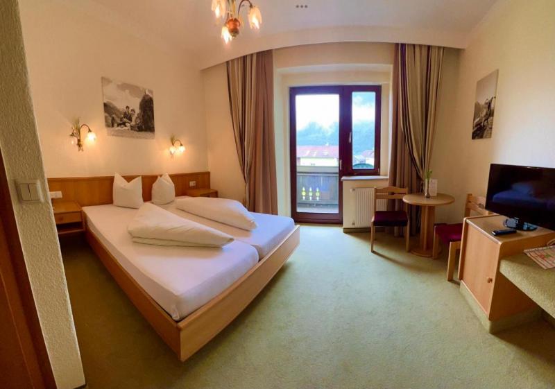 Hotel 3