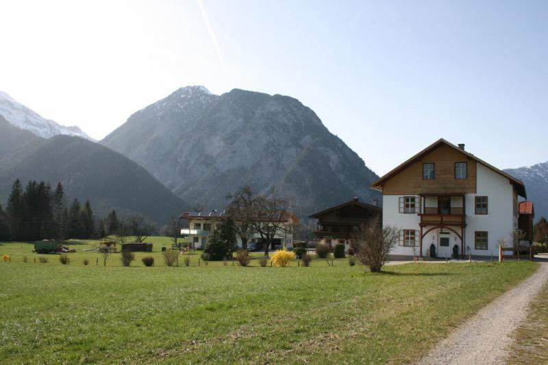 Prenočište za mlade 71