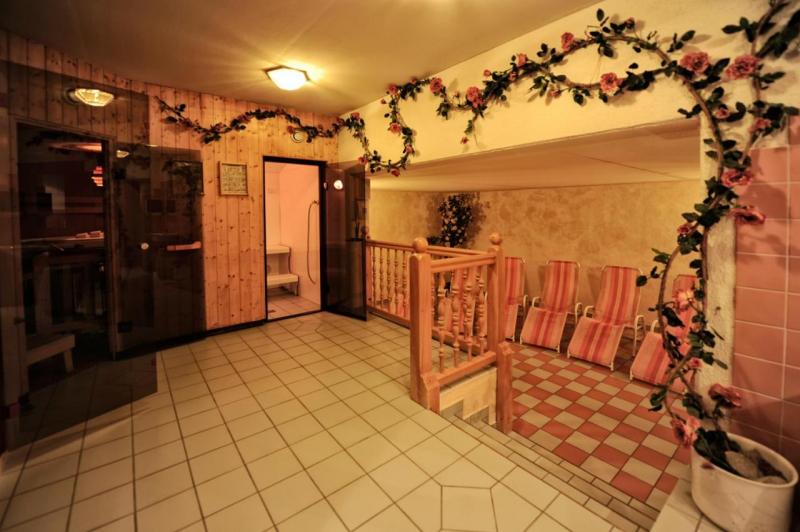 Hotel 3