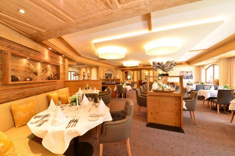 Hotel Hotel