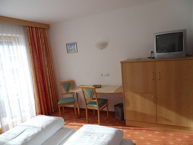 Pension Tirol