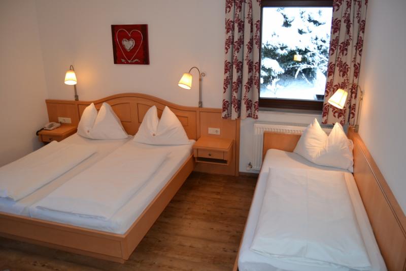 2018121016440674_DreibettzimmerxRadstadt.JPG-900x600.jpg